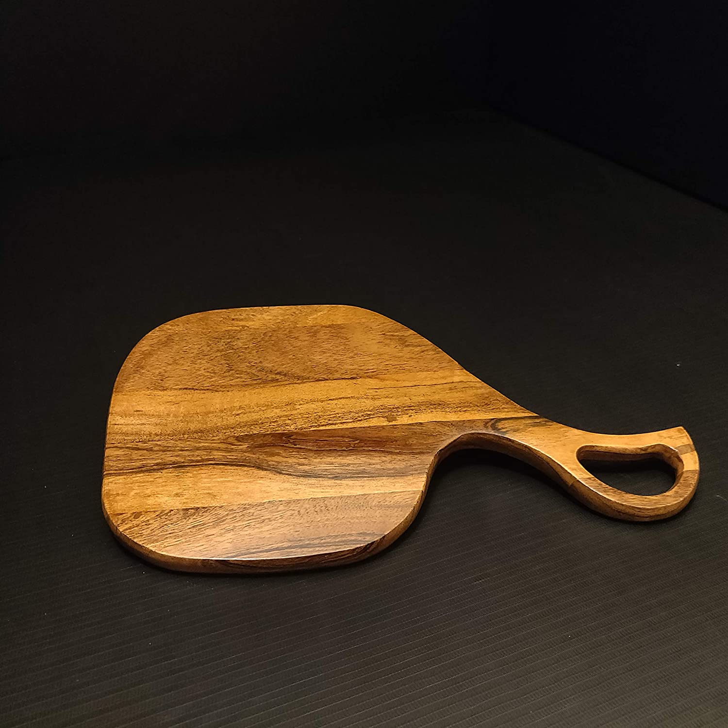 Beautifully Designed Acacia Wood Chopping Board CB20 || Water Resistant