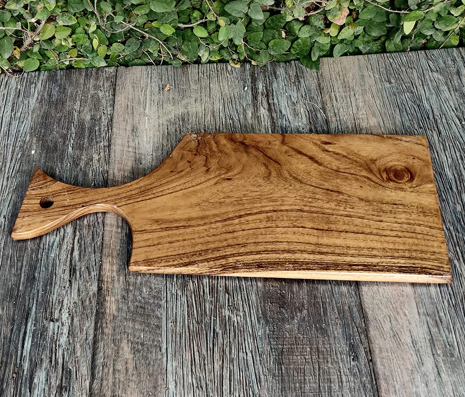 Beautifully Designed Modern Chopping Board CB006 || Acacia Wood || Water Resistant