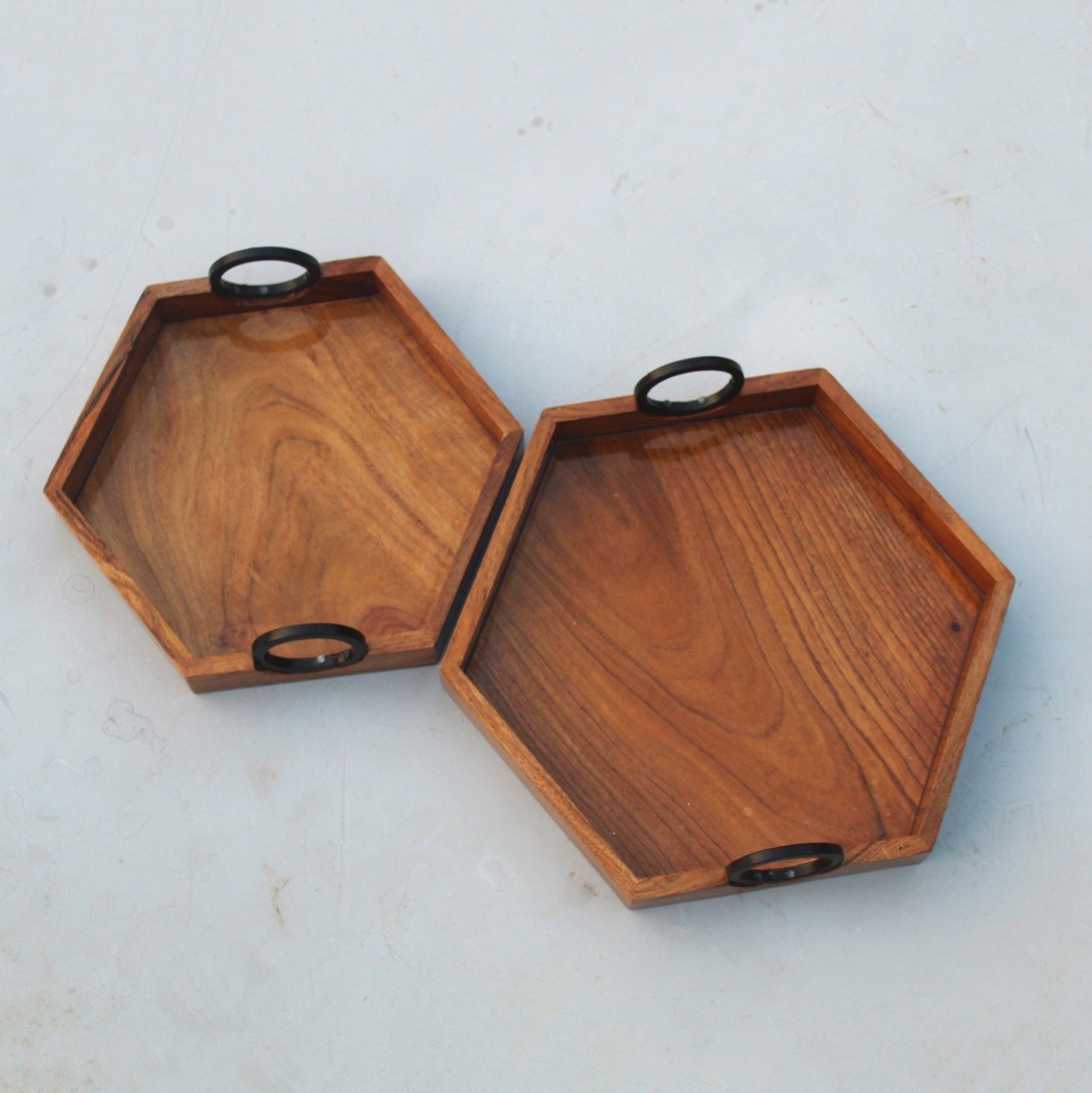 Beautiful Hexa Tray with Iron Handle || Acacia Wood || Water Resistant || Wooden Handicrafts