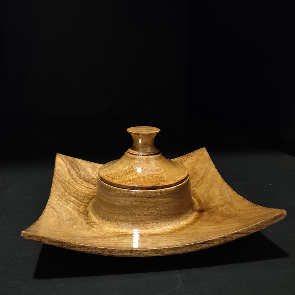 Handcrafted Royal Look Serving Platter || Acacia Wood || Food Safe